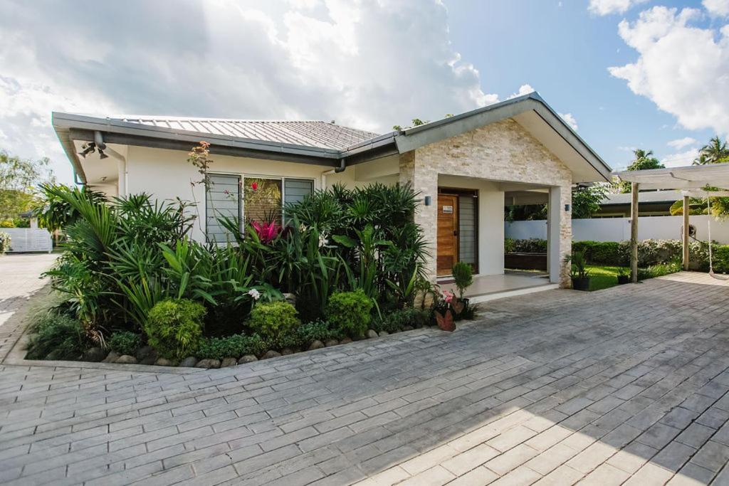 Platinum Cawa Apartments ナンディ エクステリア 写真